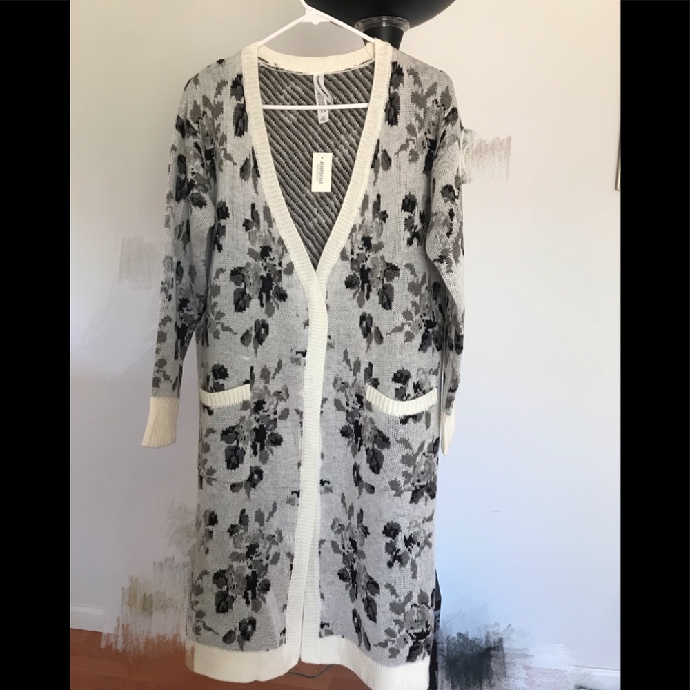 Bethany Mota Long open front cardigan w/ pockets S